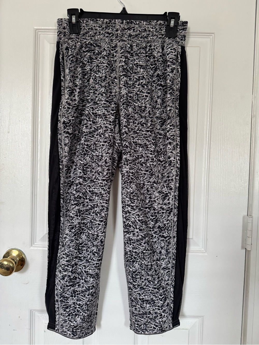 Lululemon For Love Crop Pants Mini Ripple Size 4 Athleisure Gorpcore Streetwear